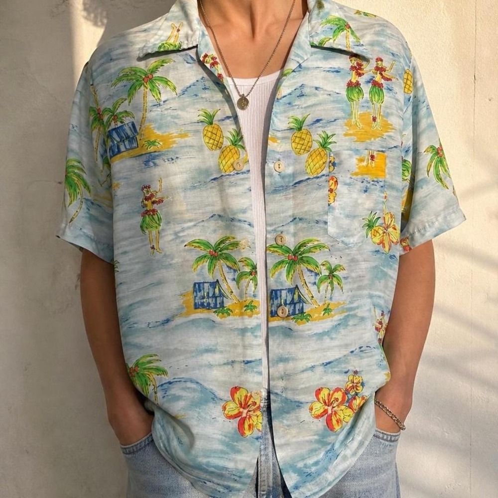 Vintage Hawaiian Shirt Hula Girl Tiki Novelty Print Aloha Medium